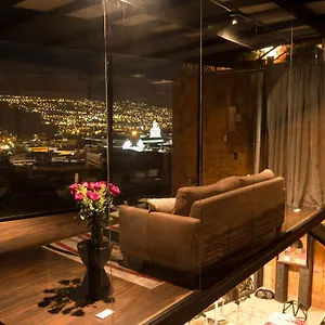 hotel-casa-gardenia.hotelsquito.com/