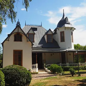 villa-victoria-lodge.hotelsmendoza.com/